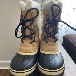 Sorel snowboots